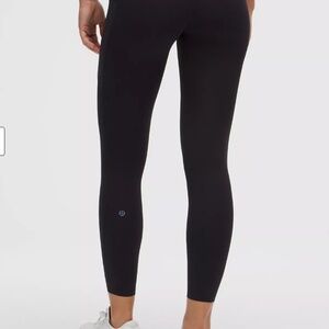 Lulu Fast + Free 25" Size 4 NEW